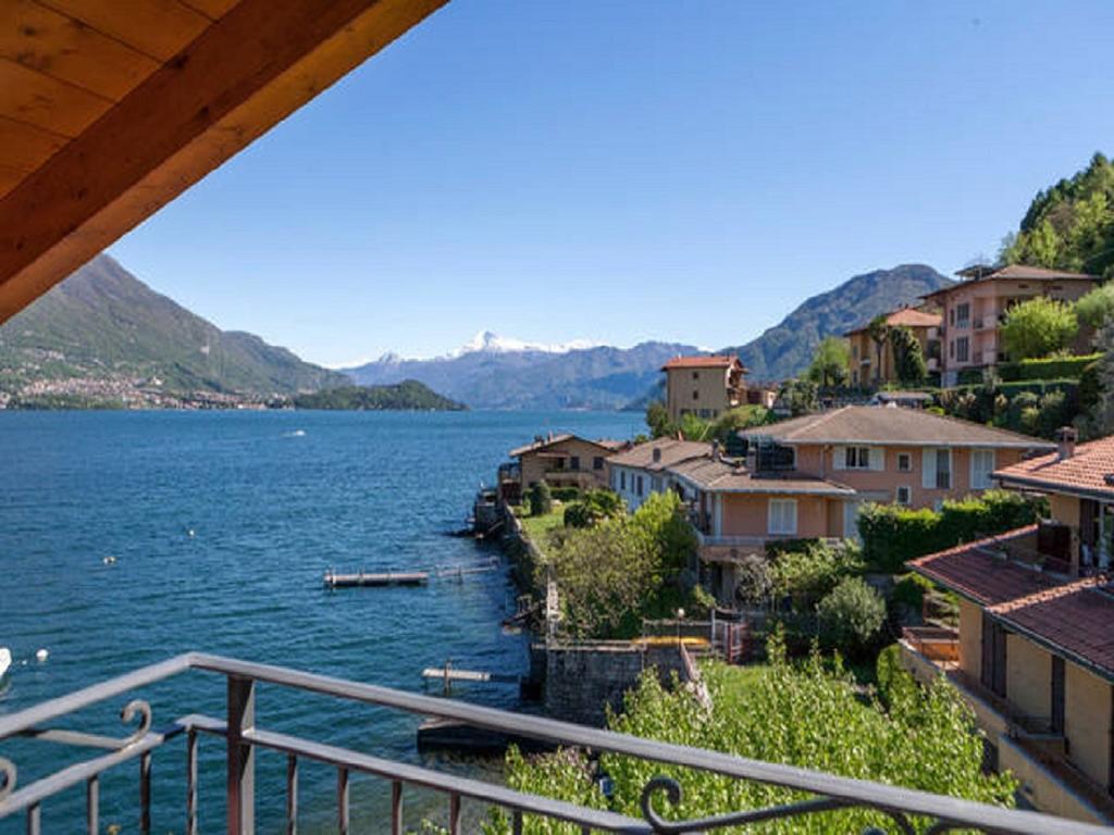 Appartamento Vista Lago - Betta Lezzeno Exterior photo